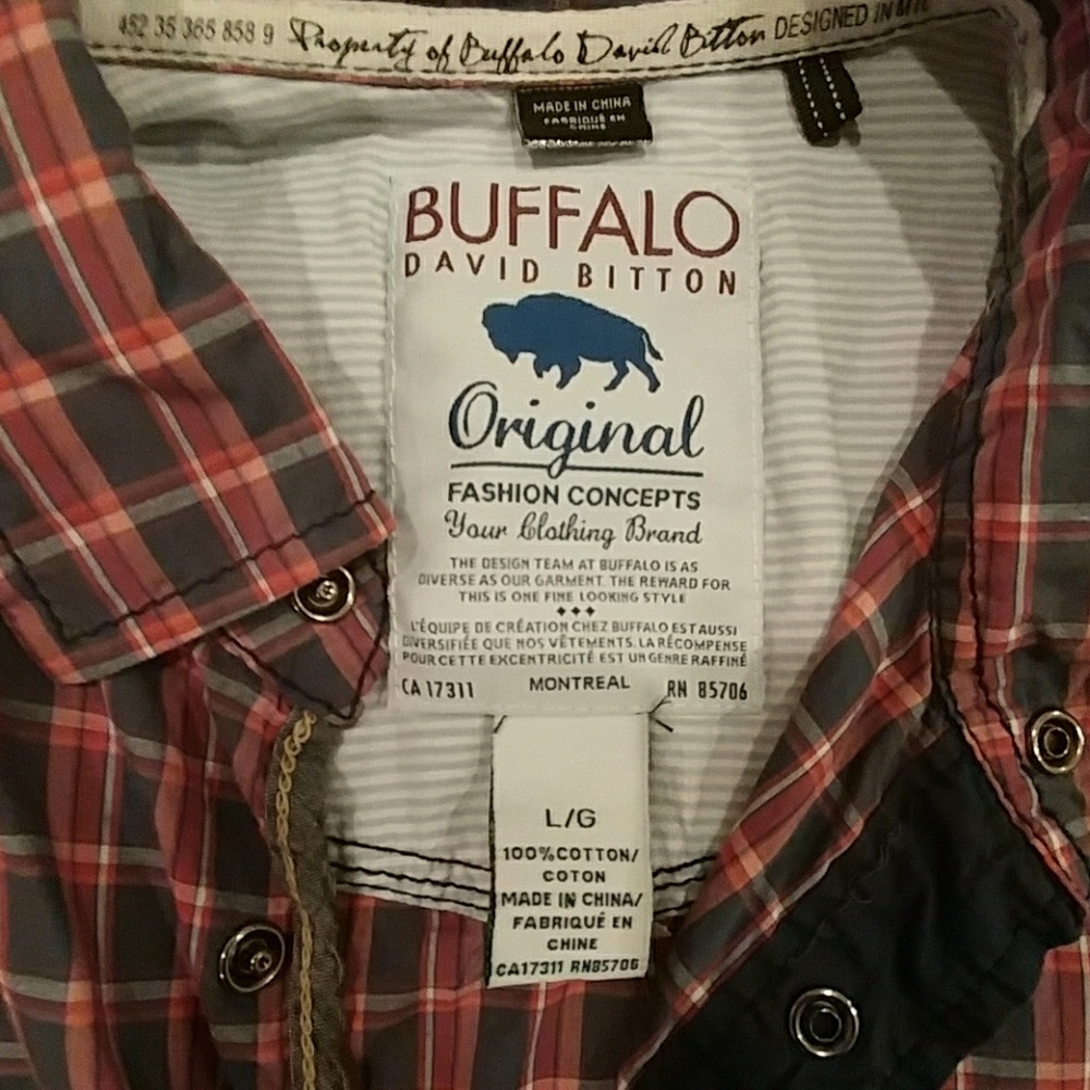 Buffalo Button down - Picture 3 of 3